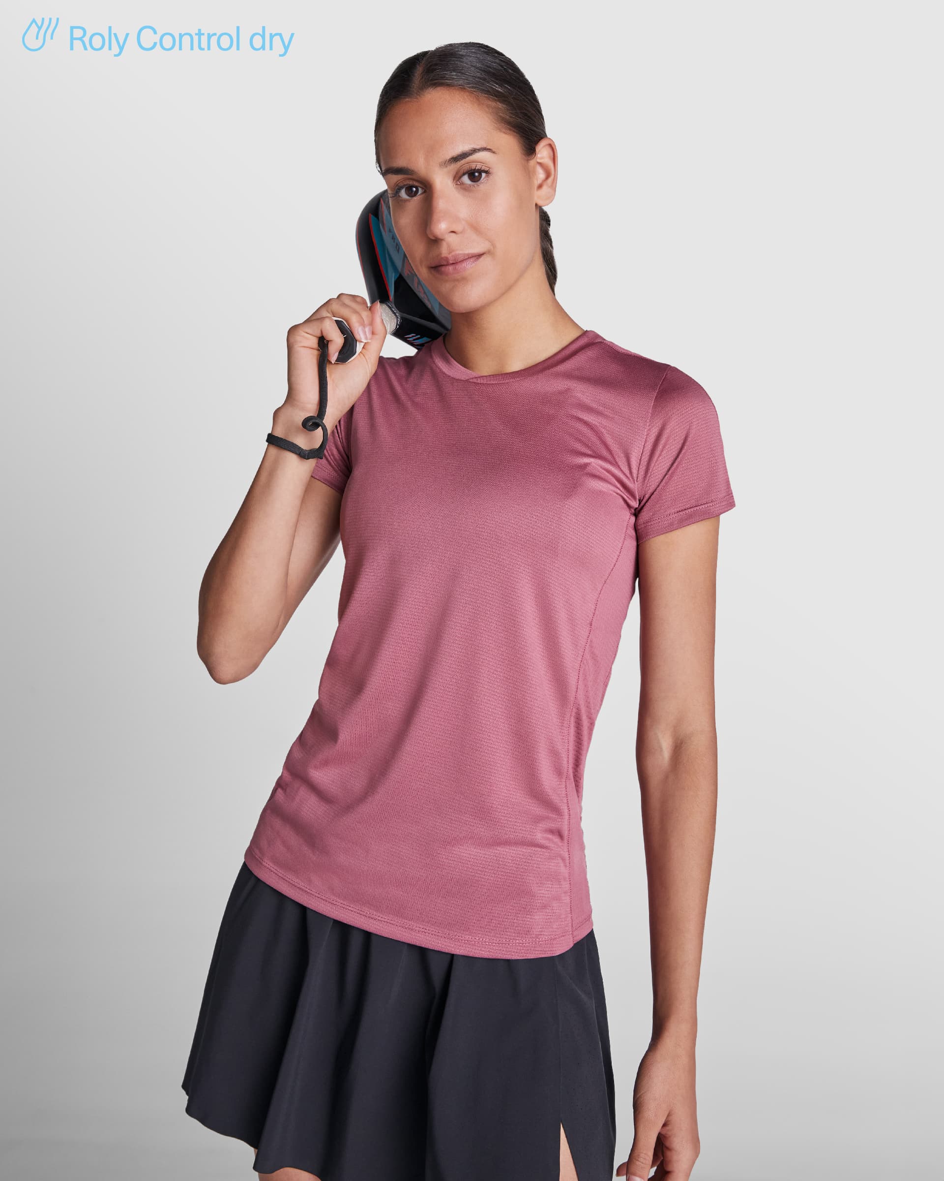 Camiseta técnica de mujer en poliéster reciclado para entrenamiento