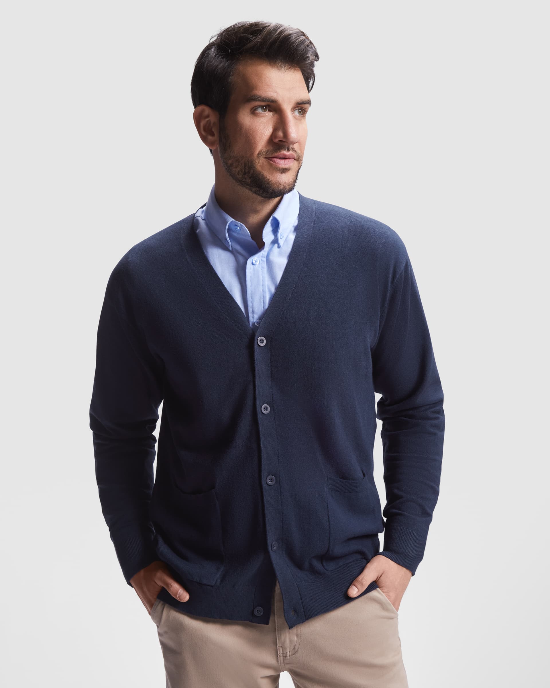 Chaqueta de escote en pico para hombre en tejido suave y elegante